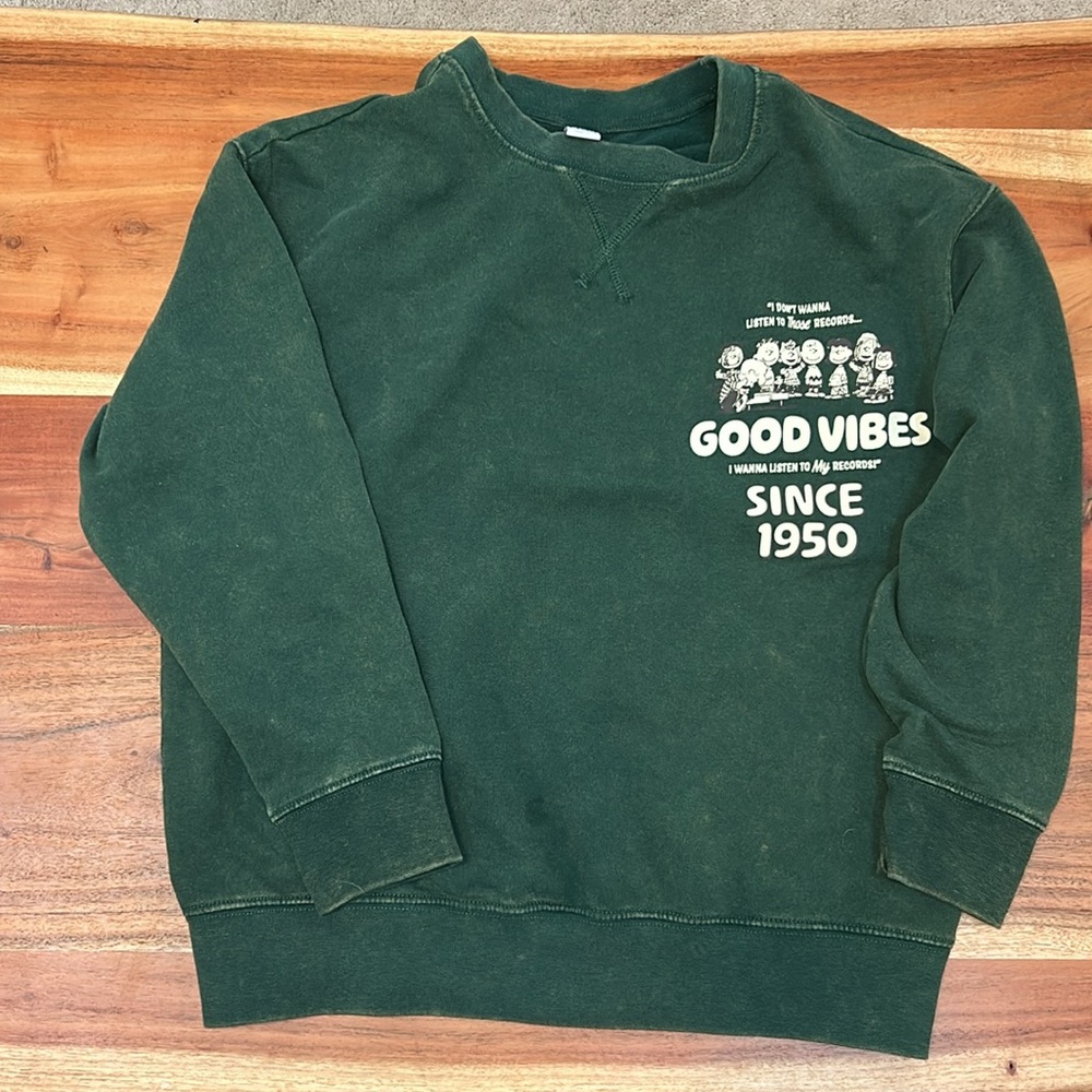 Peanuts Snoopy Over Sized Gender Neutral Sweatshirt for Kids Size L 10-12 Green